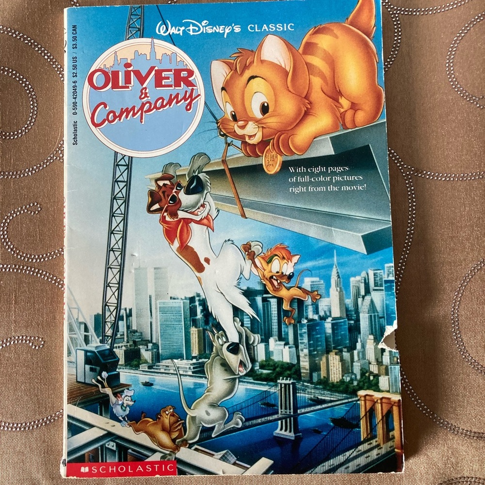 1988 Disney paperback “Oliver & Company”